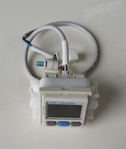 SMC / ISE03A-01-D / Pressure Switch, 12 to 24VDC, 2.4 to 20mA
