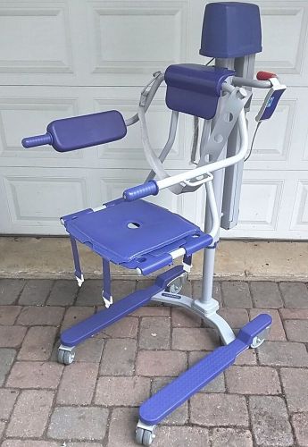 Arjo calypso hygienic bathing battery electric patient lift chair + charger nice for sale