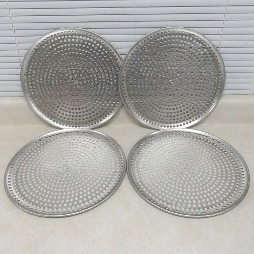 LOT of 4 COMMERCIAL PERFORATED 14&#034; PIZZA PANS