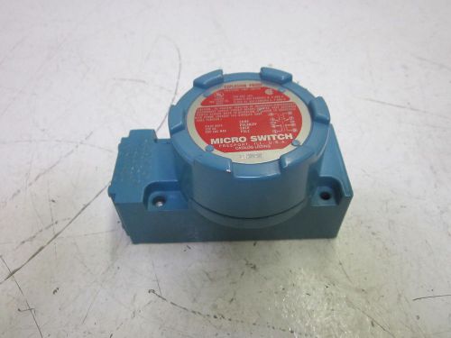 MICROSWITCH LSXM4N EXPLOSION PROOF LIMIT SWITCH (AS PICTURED) *USED*