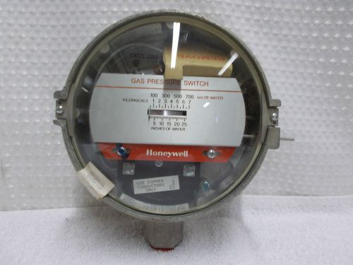 New...honeywell gas pressure switch type c437d, e, g, h  kilopascals 100-700 mm for sale