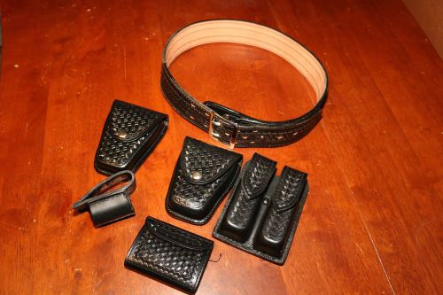 Basketweave police duty belt with accessories safariland,cuffs,mags,flashlight for sale