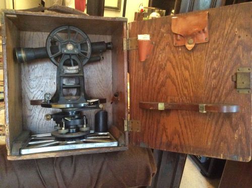 ANTIQUE TRANSIT LEVEL EARLY 1900S WITH WOODEN BOX