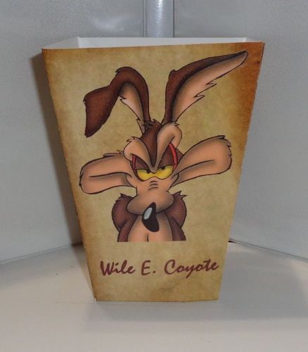 WILE E. COYOTE, ROADRUNNER POPCORN BOX. LOONEY TUNES CARTOONS......FREE SHIPPING