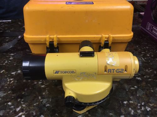 Topcon AT-G2 32x  Level with Carrying Case