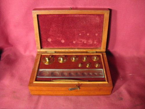 Vintage Apothecary Wooden Boxed Weight Set 50GM To 1 GM