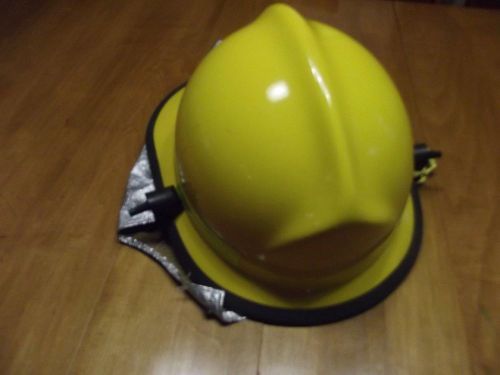 Cairns &amp; brother 660c cfr fire helmet, yellow, neck guard, no face shield for sale