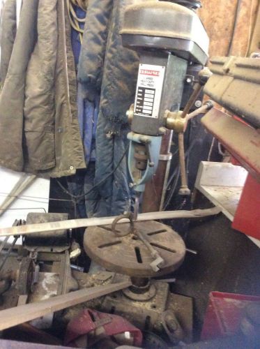 Table mount drill press--Works good--Sorry about the junk and dust