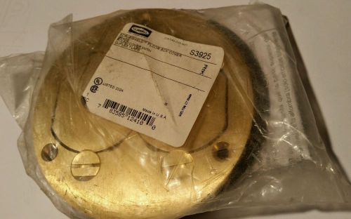 HUBBELL WIRING DEVICE-KELLEMS  S3925  FLOOR BOX COVER BRASS ROUND COVER  DUPLEX.