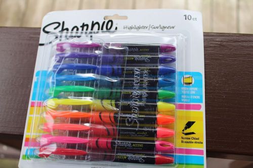 NEW - 10 CT SHARPIE HIGHLIGHTERS - IN A POUCH - NEW! -  ASST COLORS