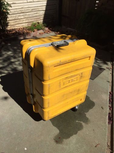 Eiki Shipping Clamshell Projector  Container Case With Castors Military Hardigg