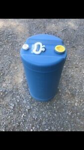 15 gallon storage barrel with handle
