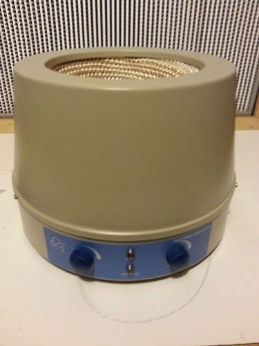 Electric heating mantle and magnetic stirrer, 2000 ml for sale
