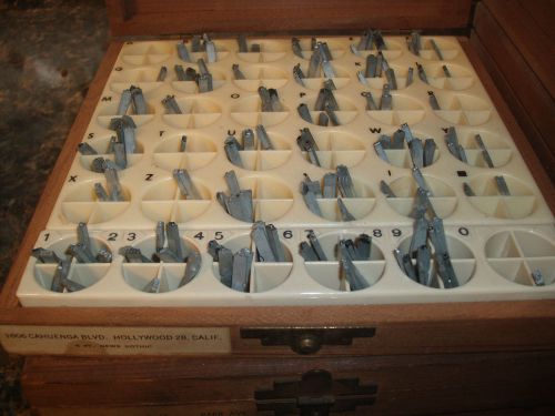 Kingsley Machine Type 6 pt News Gothic Caps Capitals In Wooden Box 160 pcs