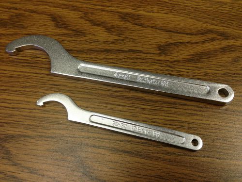 Beta Tools 99 Set of 2 Hook Wrenches for Ring Nuts Chrome Plated 30-32mm &amp; 45-50