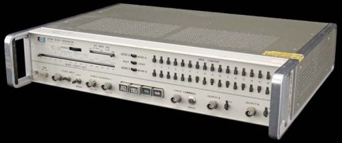 HP Agilent 8006A Two Channel Binary Waveform Word Pulse Generator Unit Module
