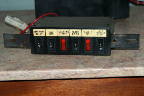 Emergency Light Control 6 Switch Box w/ Plug &amp; Mount Bracket