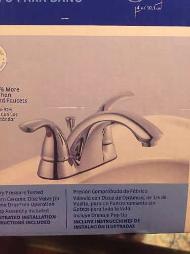 Glacier Bay Builders 4 inch 2-Handle Low-Arc Bathroom Faucet in Chrome