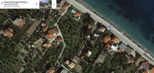 Greek buildable plot with old building in it, in the Korinthian Gulf.