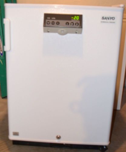 Sanyo Medical Freezer SF-L6111 Alarm - Locks