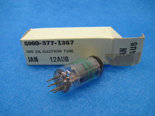 (1) nos jan-12au6 vacuum tube - ge - usa - 1966 (gray ribbed plates) for sale