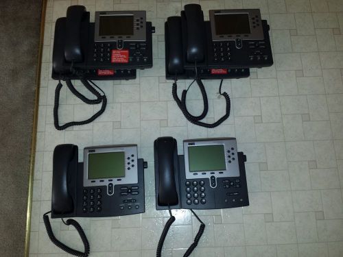6 x Cisco IP Phone 7960 , 1 x Cisco IP Conference Station 7935