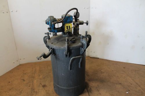 Binks paint pot pressure tank 10 gallon