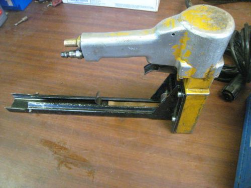 USED BOSTITCH MODEL D19 PNEUMATIC STAPLER FREE SHIPPING