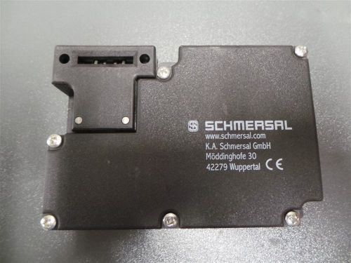 Schmersal Safety Component Interlock Switch AZM 161SR-12/1RKA-024