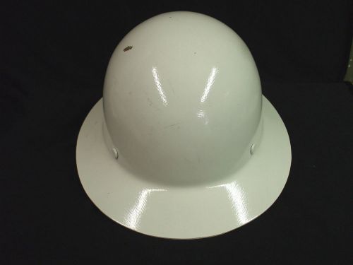Msa safety works skullgard hard hat full brim whte for sale