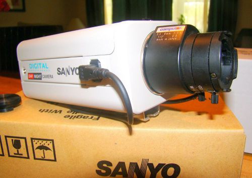 Nib - sanyo vcc-4594 color cctv surveillance security camera w/lens - free ship for sale