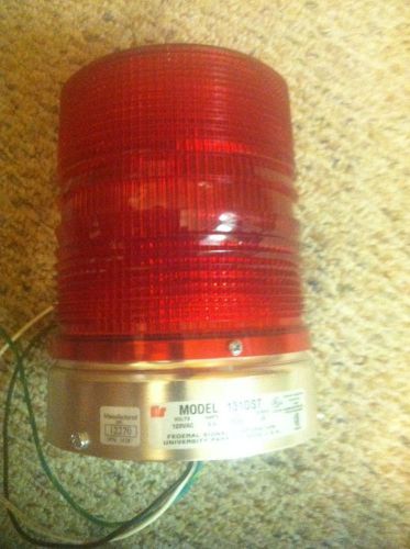 Federal Signal Starfre 131DST 120V Red Strobe Light, Used