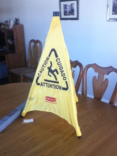 RUBBERMAID COMMERCIAL MULTILINGUAL &#034;CAUTION&#034; POP-UP SAFETY CONE, 3-SIDED, FABRIC