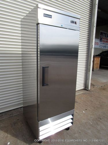 New Equipchefs CFD-1FF Reach-In Swing Solid Door Freezer On Casters CFD