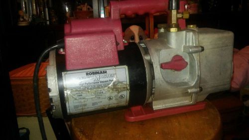 Used robinair refrigeraton high performance vacuum pump for sale