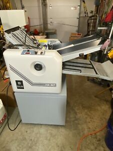 Baum 714XLT Ultrafold Air-Feed Paper Folder with Roll Around Stand/Parallel Cart