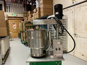 Groen TDB/7-20 steam kettle with mixer