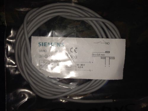 Siemens 3RG4600-1AB00 Bero-DC-PNP / Proximity Switch Inductive PNP (NEW)