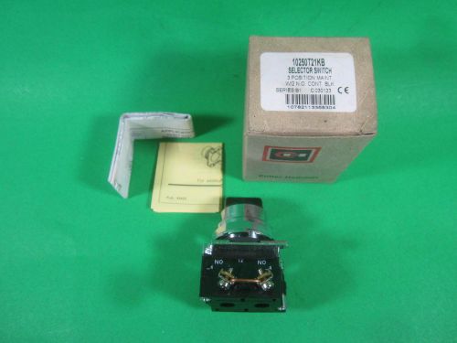 Cutler-Hammer Selector Switch -- 10250T21KB -- New