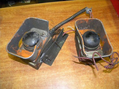 Lot of 2 Micro Switch 2PH1 7331 Switch 600VAC MAX with gards