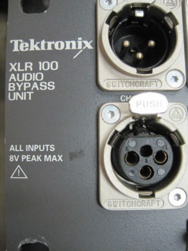 Tektronix XLR100 Audio Bypass Unit, Rack Mount Breakout Box, 16 outputs / inputs