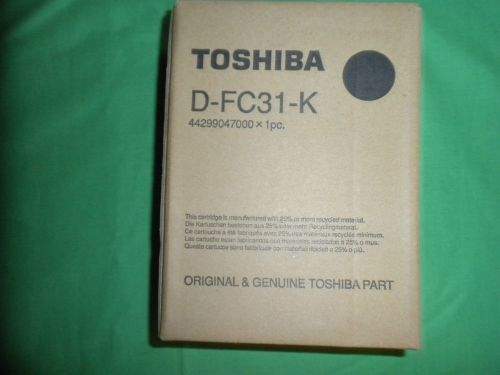 Toshiba D-FC31-K  DFC31K black developer  FC-210/211/310/311 genuine sealed