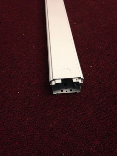 American Made 36&#034; Single T8 Fluorescent Fixture - White - Electronic