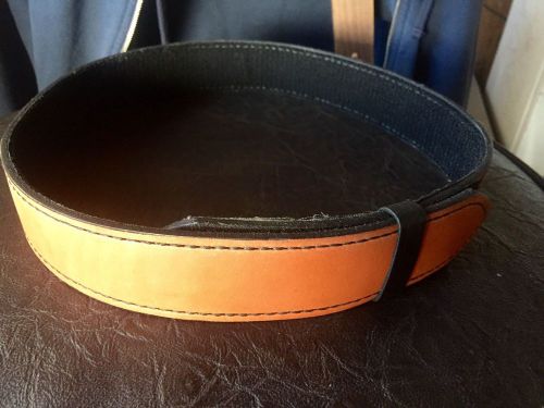 Clark Co/Bucheimer &#034;Natural Leather&#034; Velcro Fasten Belt (28-30)
