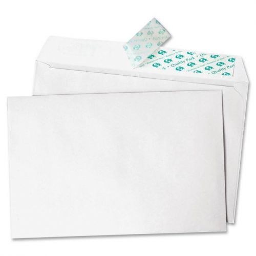 Quality Park Half-Fold Invitation Envelope, 5.75 x 8.75 Inches, White,