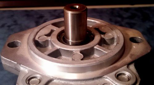 NEW Haldex Hydraulics Pump #080204 1303191