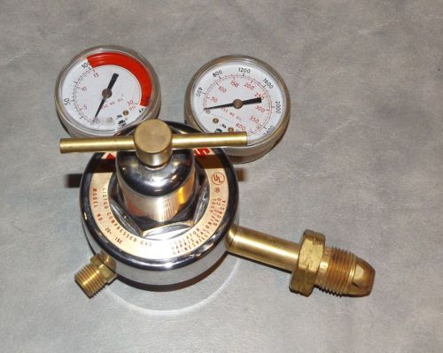 Harris® Model 25-15C-650L Compressed Gas Regulator - used