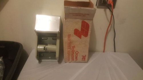 GP rollmastr Business Industrial Toilet Paper Tissue Dispenser 2 Roll 40469