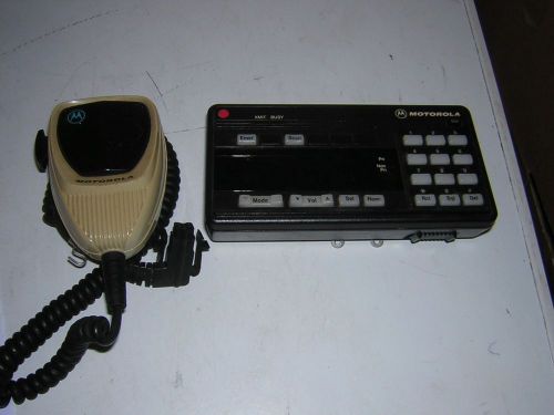 Motorola Syntor UHF X9000 Mobile Radio Control head and Mic HCN1033D &amp; HMN1061A