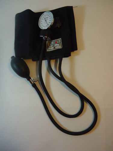 Labtron Artery Sphygmomanometer Accumax Aneroid Blood Pressure Cuff